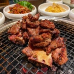 Instagram의 @shalala_sso님: “#소고기 과식 어려운 나님은 달고 짜지않 거기에 부위마다 먹는즐거움이 다른 이집 애정한다니🙏🏻 뼈안뜯는... 