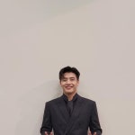 컷 📸 ✌🏻😁✌🏻 #백상예술대상 #BAEKSANGARTSAWARDS #강하늘 #KANGHANEUL #티에이치컴퍼니 #THCOMPANY" | Kang ha neul