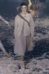 Collection: See the complete Christian Dior Spring 2019 Ready-to-Wear collection. Loo… | 패션 스타일, 패션 위크, 패션 트렌드