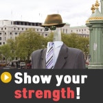 생활영어를 가르쳐 줄  무료 생활 영어의 생생쌤입니다~ 오늘 배워볼 영어회화는         Show your strength!      [ 쇼 유어... 