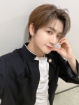✼ Épinglé par xaksn sur ━ trendz | 트렌드지 ★