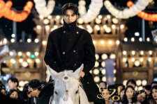 The King: Eternal Monarch (더 킹 : 영원의 군주) - Drama - Picture Gallery @ HanCinema :: The Korean Movie and Drama Database... 