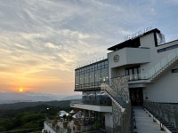 춘천 뷰맛집 카페 추천 | 춘천 뷰 좋은 카페 | 춘천 일몰 카페 | 곤트란 쉐리에 춘천 | 춘천 지씨아뜰리에 | 춘천 전망좋은 카페 추천