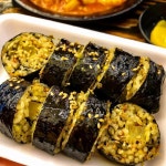 美食一餐에 있는 핀