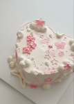 Pin by ava on ꒰음식꒱♡ | Cute birthday cakes, Vintage birthday cakes, Mini cakes