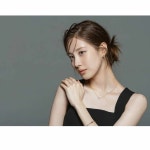 211024 Singles11月刊徐贤内页扫图4P @seohyun徐玄 | 헤어, 소녀시대, 헤어스타일
