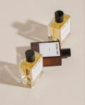 Packaging Perfumes에 있는 L님의 핀 - 2023 | 화장품, 향수, 병 디자인