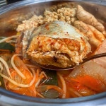 직접 반죽한 수제비까지 보내주시는 정성,,🥺 알이 이렇게나 실할줄은 생각도 못했어요! ⠀ 알탕을 주문하면 동태사리도 포함되서 와요... 