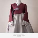 이현주한복 결혼한복 혼주한복 종로한복 효성주얼리시티한복 (@leehyunjoo_hanbok) • Instagram photos and videos