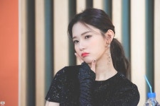 알zip on Twitter: 200104 용산 전자랜드홀 팬싸인회   #네이처 #채빈 #nature  #chaebin  @nature_nchworld…  | Nature, Drop... 