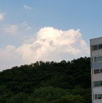 구름 멍 Giving the Clouds a Blank Stare Pin su 쉼 Taking a Rest