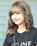 Lisa ( 리사 ) - Blackpink ( 블랙핑크 ) | Ý tưởng kiểu tóc, Màu tóc, Cắt tóc