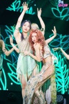 시네마틱 사운드와 오묘한 정글리듬으로 마치 숲을 누비는 요정을 보는 것 같은 무대 유아의 숲의 아이