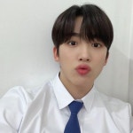 WEi KIM YOHAN | 위아이 김요한 on Instagram: “어머 어머 공기준? 👀♥️ • • • #위아이 #김요한 #학교2021 #WEi... 