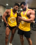 Pin by 주먹 한 on En el Gym | Muscle men, Mens tops, Men