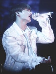 I met u in a right moment.🌷   #방탄소년단 #정국 #황금막내 #꾹이  #BTS  #J… | Jung, Tecnologia da informação 181009... 