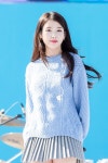 180930 삼성카드 홀가분 마켓 아이유 직찍 prat 2. | Gambar gadis cantik, Gadis imut, Selebriti