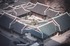 야외결혼식의 계절! 영빈관에 꽃이 피었네요 #신라호텔영빈관#영빈관결혼식#신라호텔웨딩#오중석스튜디오#본식스냅촬영