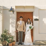 무드,😌 ⠀⠀⠀⠀⠀⠀⠀⠀⠀⠀⠀⠀⠀⠀⠀⠀ ⠀⠀⠀⠀⠀⠀⠀⠀⠀⠀⠀⠀⠀⠀⠀⠀ #달빛스쿠터… | Wedding dresses... 