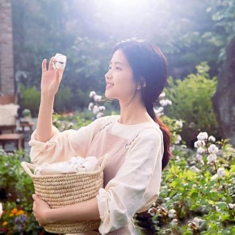 김태리 on Instagram: “#김태리 #예쁘다#매니지먼트mmm #kimtaeri…” - 2022 | 아시아의 아름다움, 아름다운 여성, 연예인