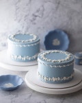 Pin page Maison Olivia 메종올리비아 on Instagram: “오늘의 주문케이크 💕 Wedgewood Queen’s ware Cake 💕 ⠀ #웨지우드 #디자인케이크... 