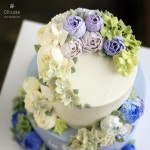 #Buttercream #flowercake #ollicake #olliclass #olligram #blossom #peony #hydrangea #플라워케익 #올리케이크 #올리클래스 #2단케익... 