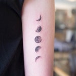 Heim on Instagram: “🌙 #하임타투 #heimtattoo” | Tatuagem sereia, Tatuagem, Tatuagens