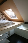Small / Cozy / 다락방 스타일의 침실 - 인테리어 아이디어 ! 오늘은 작고, 아담하고, 아늑한 분위기의 침실 인테리어 아이디어를... 