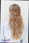 have enough time to style their hair in too elaborated hairs… | 긴 머리 땋기, 홈커밍 헤어스타일, 헤어스타일 아이디어