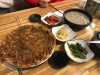 심학산도토리국수 - 파주시 한정식 / 백반 / 정통 한식 | 맛집검색 망고플레이트 - 2021 | 식품 아이디어, 음식, 한식