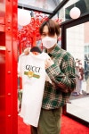 카이 음(Mmmh) 종달새 on Twitter: 엑소 카이, 구찌 핀 팝업 스토어에 깜짝 등장 🔗https://t.co/CuSw7d9wRM #KAIxGucci... 