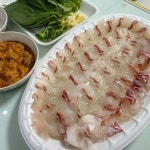 좋아요 827개, 댓글 19개 - Instagram의 ς.н 🍳🍺🍴(@lovely_sihyun)님: #시혀니_제주#시혀니_회 🏠제주 #중문회어시장 #참돔... 