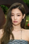 blackpink kpop에 있는 Jason Han님의 핀 | 화려한 헤어, 헤어스타일, 긴 머리