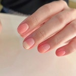 Pin page 네일어라모드 Nail A La Mode on Instagram: “- #시그니쳐프렌치포인트4” | 네일 컬러, 네일