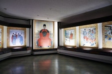 다른 곳에서는 볼 수 없는 섬세한 도자기 벽화, 속초 석봉도자기미술관 | Corea, Corea del sur, Cultura