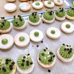 알로마카롱앤디져트(alo macarong&dessert) | [New] The 10 Best Dessert Ideas Today (with Pictures) - #TwoRyeong. - 말차 마카롱 초코렛과 땅콩이 살포시 올라갔어요 - 오늘의...