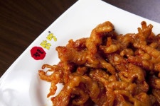 또 안산이 시초가 된게...바로 마늘통닭이다. 마늘 소스 통닭? 그게 뭐가 씨발 시초야??? 십수년전부터 있었다! 그래 나도 첨엔 그랬었다. | 마늘소스... 