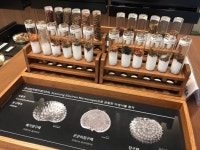 [서울 가볼만한곳] 마곡 서울식물원 온실 내 카페 코레우리 & 씨앗 도서관 대출서비스 : 네이버 블로그 | Vmd디스플레이, 디스플레이, 온실
