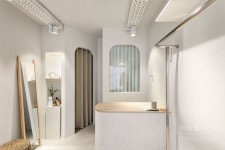 gggg에 있는 Anhh Lan님의 핀 | 옷가게 디자인, 뷰티 살롱 디자인, 아파트 인테리어