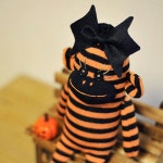 dolls에 있는 soonie baan님의 핀