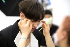[BAMBAM] 뱀뱀이 빛날 시간 - 보그 코리아 화보 비하인드 [BAMBAM] 뱀뱀이 빛날 시간 - 보그 코리아 화보 비하인드 : 네이버... 