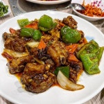 찐로컬 양꼬치 맛집 20230429 석촌동 뉴월드양갈비 & 꼬치 손님들 대부분이 중국교포인 석촌동 양꼬치 전문점… | Instagram