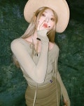 dear___dear에 있는 𝓤𝓵𝔃𝔃𝓪𝓷𝓰 𝓦𝓸𝓻𝓵𝓭님의 핀 | 포즈, 얼굴 사진, 얼굴