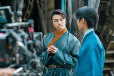 한국풍 판타지 드라마 환혼을 촬영중인 배우 신승호와 이재욱 #한복