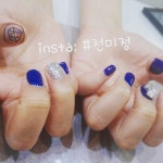 Pin page 엄지에 스팽글 보석아트하시고 파츠도붙여주시고ㅋ 귀여워용^^ 여름엔 역시 파랭이♥♥ #젤네일#젤아트#젤네일아트#네일디자인... 