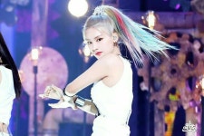 Pin by rosé on 『 황예지 』 in 2020 | Itzy, Kpop girls, Girl