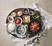 그릇 및 음식에 있는 평구 김님의 핀 | 음식