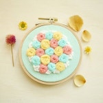 「 #꽃 #꽃들 ~  꽃을 수 놓으면 나도 꽃이 된듯한~~^^♡ #프랑스자수 #자수  로  놀기#구미프랑스자수 」