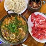 부산님: “날 추우니 간절히 생각나는 얼큰칼국수 샤브+칼국수+볶음밥 모조리 뿌시쟈ㅠㅠ 추울땐 잘 먹어야댐ㅇㅇ #기장 #얼크니손칼국수... 