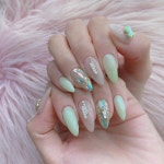 살롱드마리 네일 강남구청네일/압구정네일/강남네일 (@salon_de_mari_) posted on Instagram • Apr 28, 2022 at 9:04am UTC